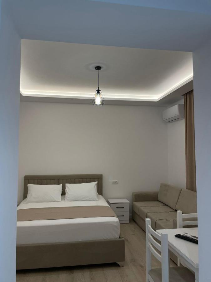 Vila Flabela Vlore Luaran gambar